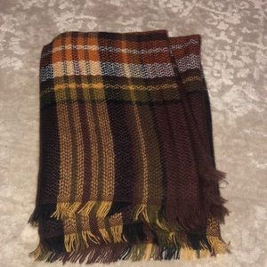 Plaid scarf